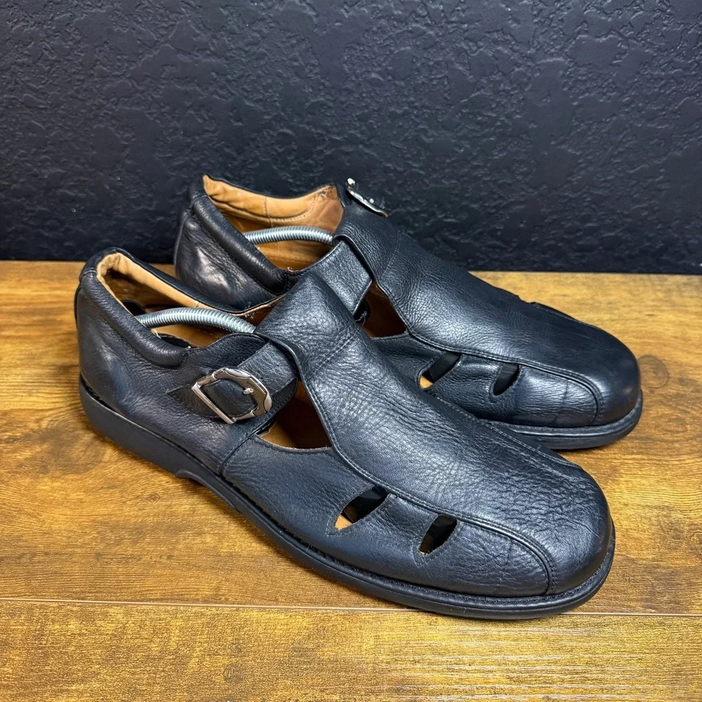 Clarks 35109 Black Leather Fisherman Sandals Buckle Made in Brazil Mens 12M‎